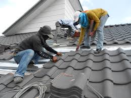 Best Emergency Roof Repair Services  in Beloit, WI